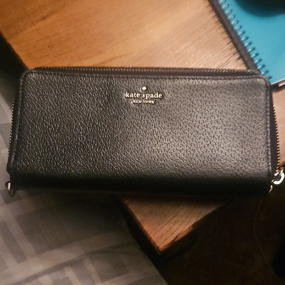 Kate Spade Black Textured Wallet